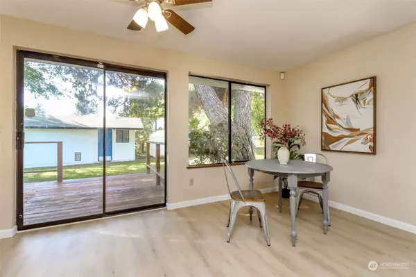 8834 E F ST, Tacoma, WA 98445