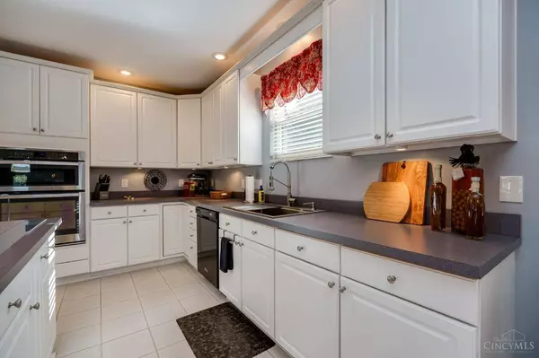 6383 Fox Lake Ct, Fairfield Twp, OH 45011