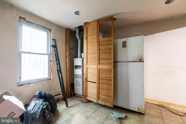 5354 WOODLAND AVE, Philadelphia, PA 19143