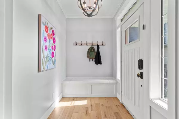 806 Hampshire PL NE, High River, AB T1V 0E3