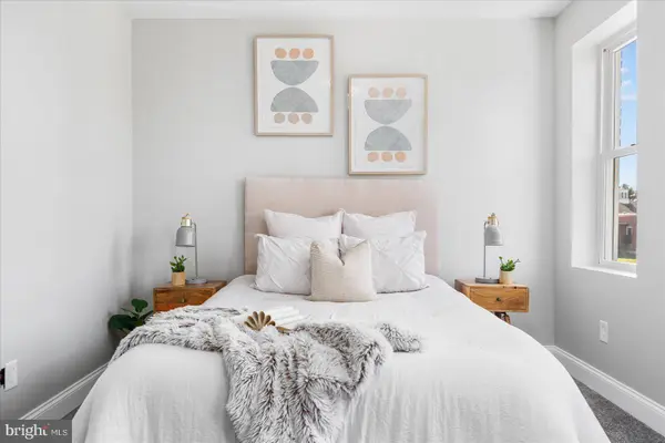 2039 WHEELER AVE, Baltimore, MD 21216