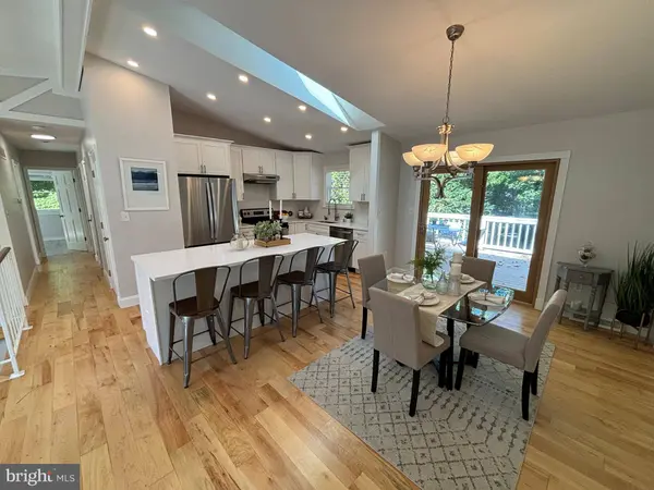 6 AUSTIN DR, Edgewater, MD 21037