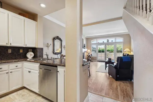 11340 Portobelo #5, San Diego, CA 92124