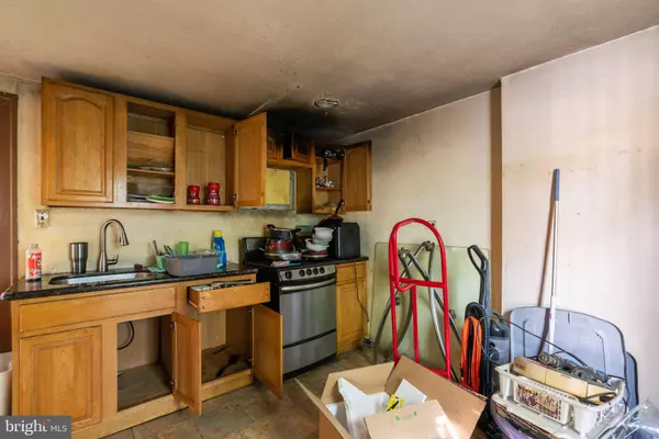 5354 WOODLAND AVE, Philadelphia, PA 19143