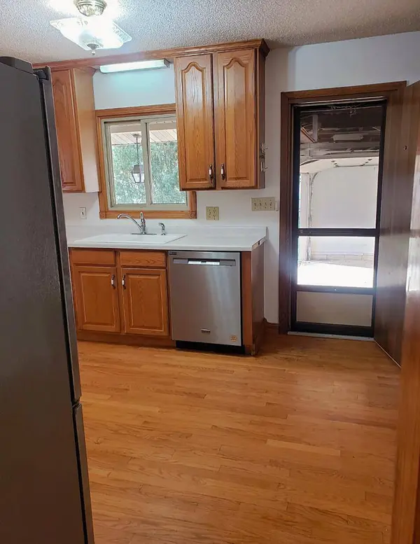 720 Water CT, Cannon Falls, MN 55009