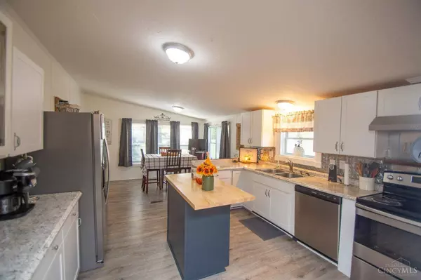 7174 Woodland Trl, Paint Twp, OH 45133