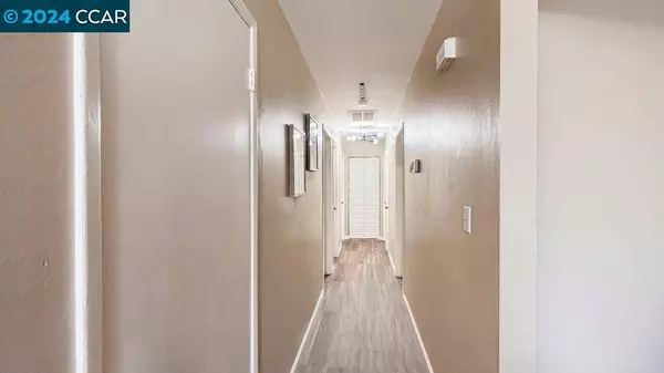 1432 Springhill Dr, Pittsburg, CA 94565