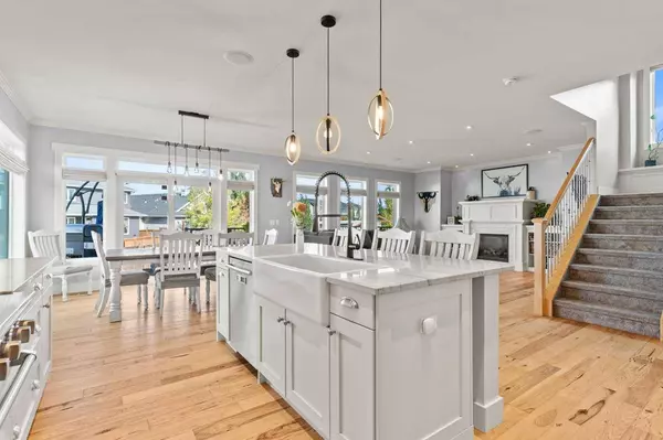 806 Hampshire PL NE, High River, AB T1V 0E3