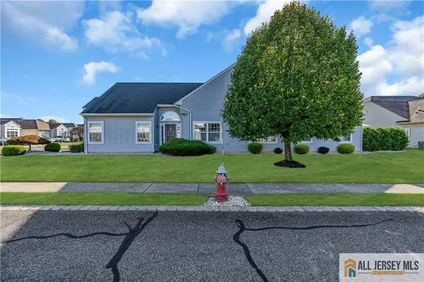 101 Avalon RD, Monroe, NJ 08831