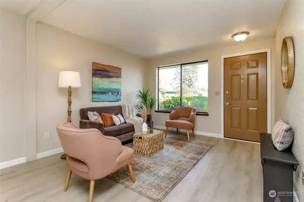 8834 E F ST, Tacoma, WA 98445