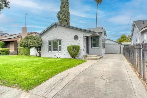 4561 E Madison Avenue, Fresno, CA 93702