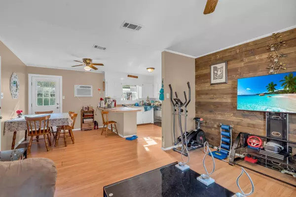 504 Main St., Purvis, MS 39475