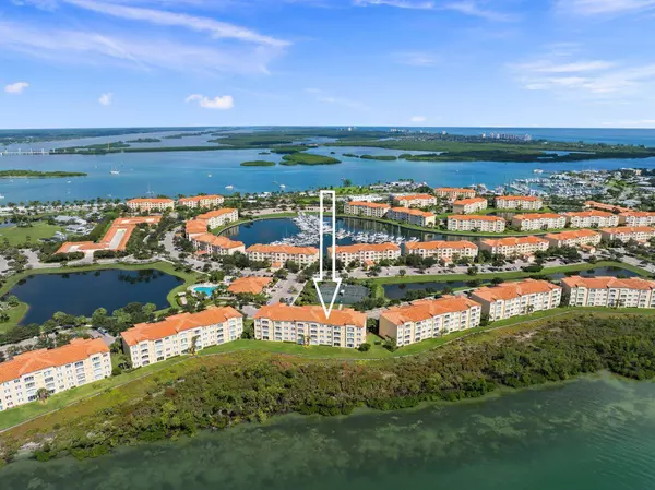 27 W Harbour Isle DR 202, Hutchinson Island, FL 34949