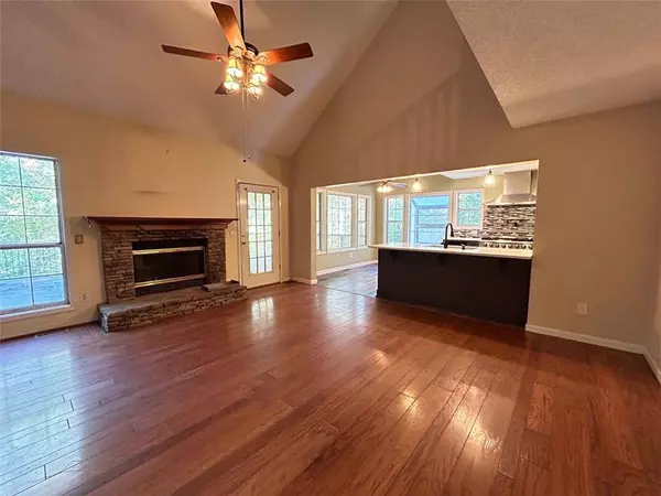 1432 TOWNE HARBOR LN, Woodstock, GA 30189