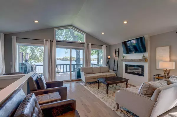 N4134 Sleepy Hollow Road, Cambridge, WI 53523