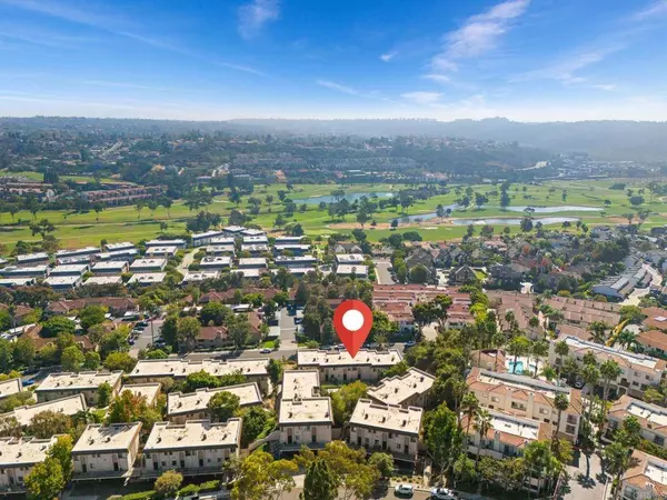 2340 Caringa WAY #C, Carlsbad, CA 92009