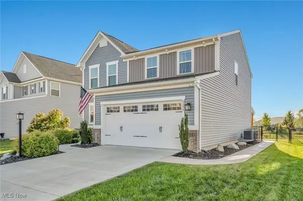 9248 Nash LN, North Ridgeville, OH 44039