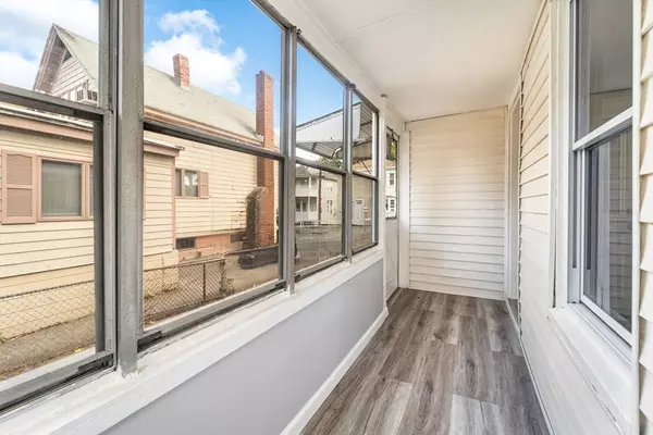 74 Cosgrove St, Lowell, MA 01852