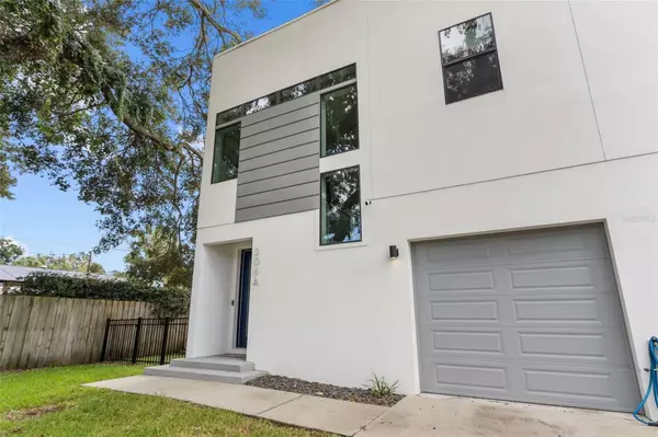 206 N ARRAWANA AVE #A, Tampa, FL 33609