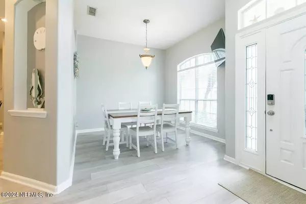 4222 CHELSEA HARBOR DR, Jacksonville, FL 32224