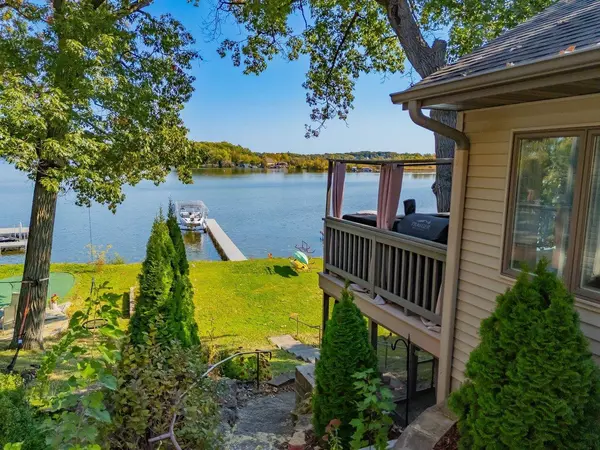 N4134 Sleepy Hollow Road, Cambridge, WI 53523