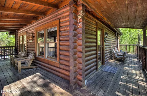 336 Big Bear WAY, Pigeon Forge, TN 37863