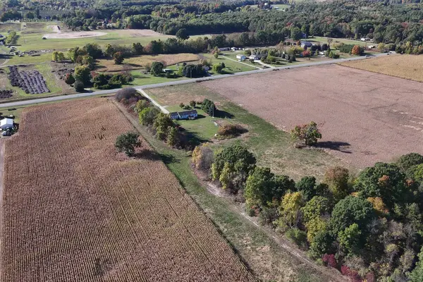 17340 Peach Ridge NW Avenue, Kent City, MI 49330