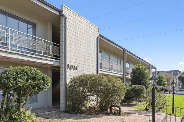 801 HENRY CLAY AVE #204, New Orleans, LA 70118