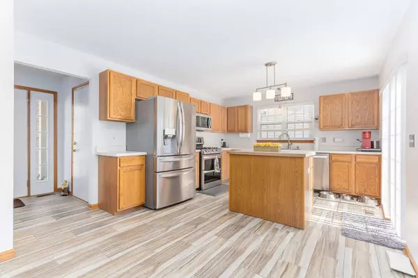 7216 Sutherland DR, Plainfield, IL 60586