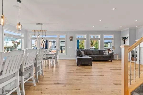 806 Hampshire PL NE, High River, AB T1V 0E3