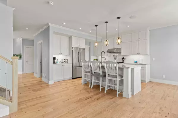 806 Hampshire PL NE, High River, AB T1V 0E3