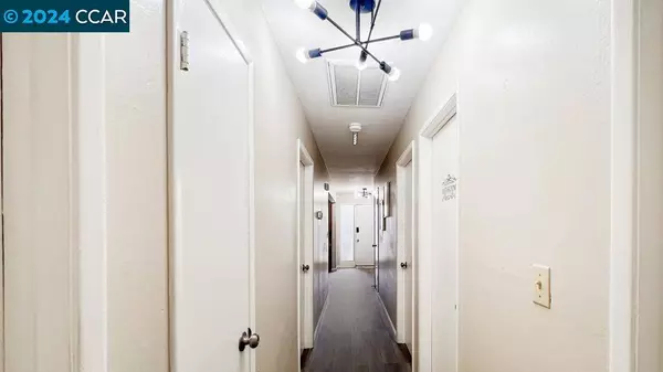 1432 Springhill Dr, Pittsburg, CA 94565