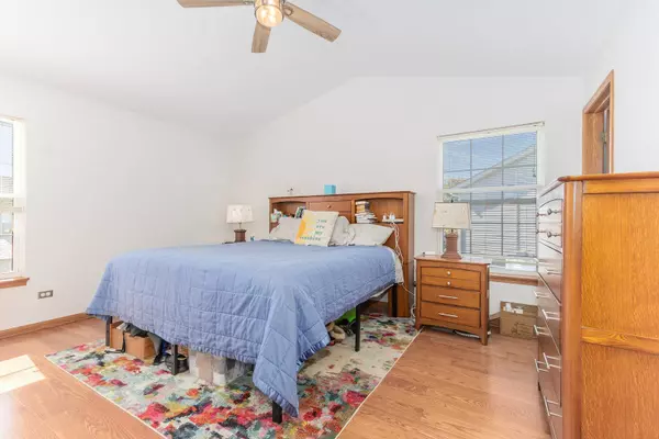 7216 Sutherland DR, Plainfield, IL 60586