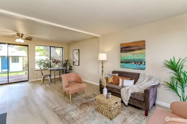 8834 E F ST, Tacoma, WA 98445