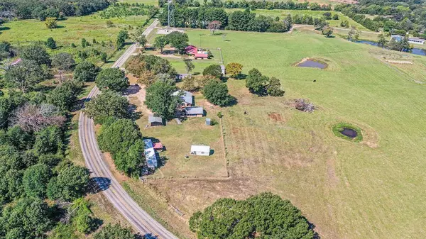 20319 Fm 1805, Van, TX 75790