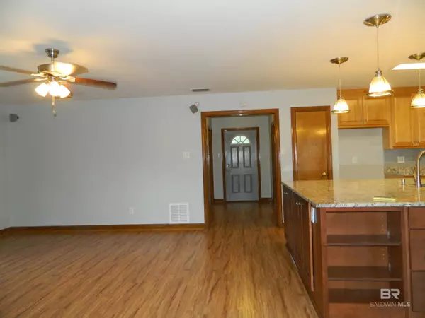 4136 Morhaven Drive, Mobile, AL 36605