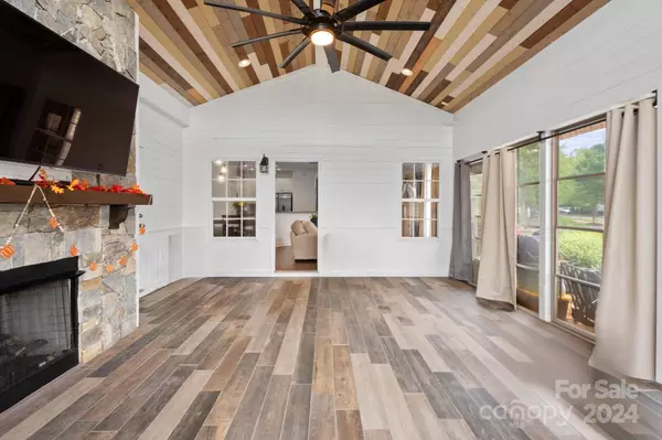 17727 Caldwell Track DR, Cornelius, NC 28031