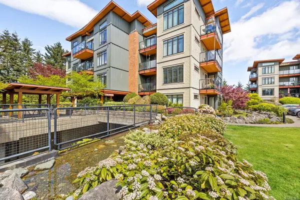 22300 Mansfield Dr #313, Courtenay, BC V9N 3S3