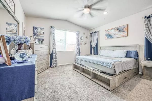 4098 Buckingham, Clovis, CA 93619