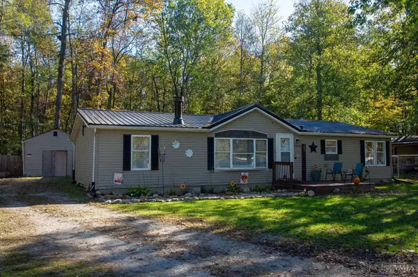 7174 Woodland Trl, Paint Twp, OH 45133