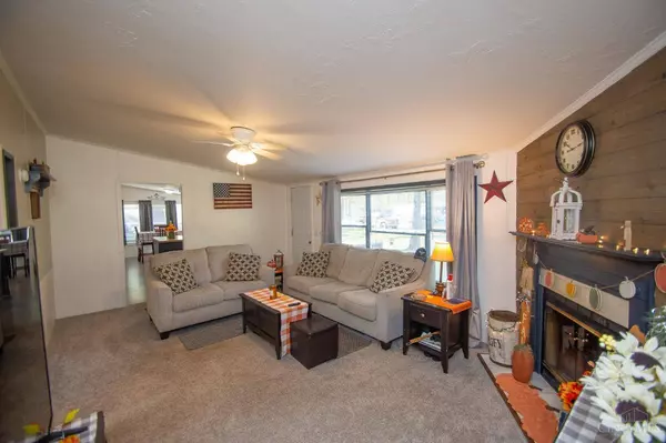 7174 Woodland Trl, Paint Twp, OH 45133