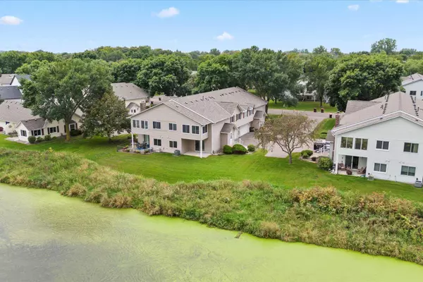 3720 Gershwin LN N, Oakdale, MN 55128