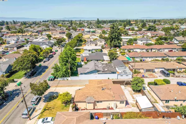 242 Blossom Way, Hayward, CA 94541