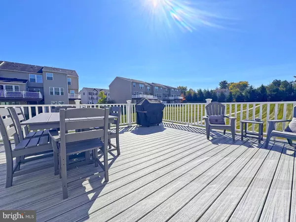 9 RED ROSE LN, Easton, PA 18045