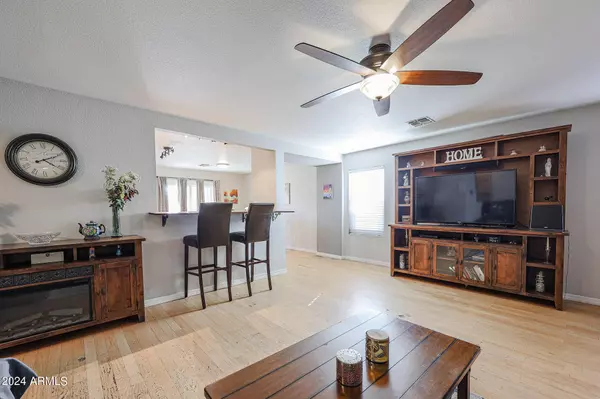 11819 W SCOTTS Drive, El Mirage, AZ 85335