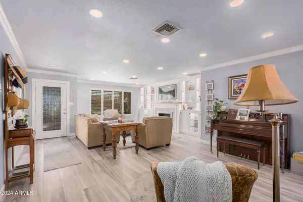 1416 E WESTCHESTER Drive, Tempe, AZ 85283