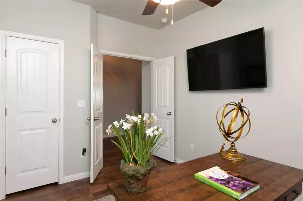 404 Callahan LN, Leander, TX 78641