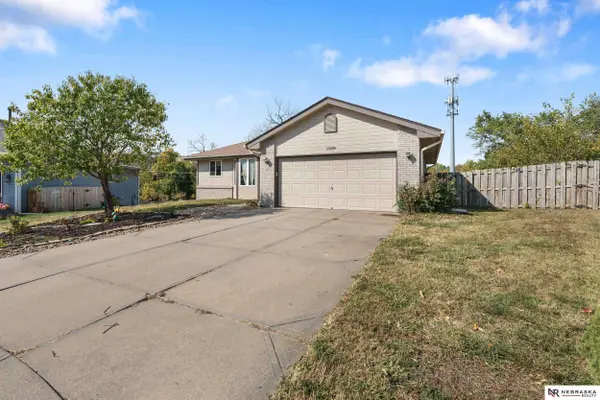 13204 S 35th Avenue Circle, Bellevue, NE 68123