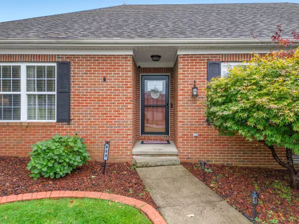 909 Medley DR, Richmond, KY 40475