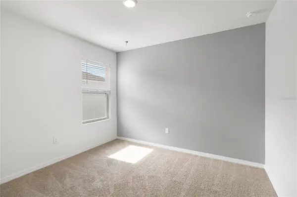 5636 WESTERLY BREEZE PL, Saint Cloud, FL 34771